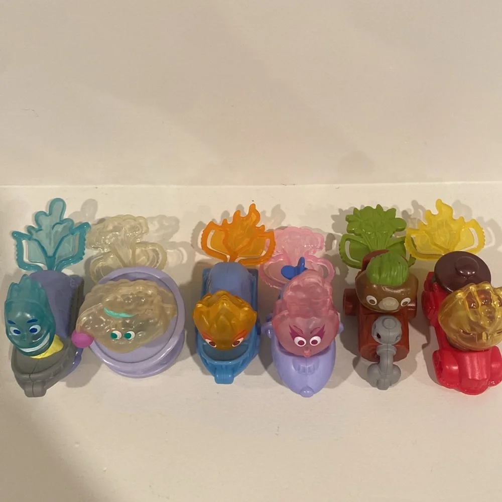 Set of 6 Disney Elemental McDonald’s Toys     kids happy meal toy pixar